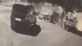 Hırsız 2 metrelik demir profili arabaya sığdırarak çaldı