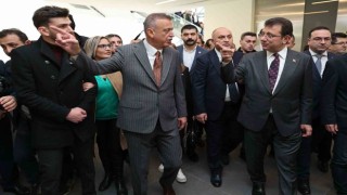 İBB Başkanı Ekrem İmamoğlu Ataşehir Belediyesi İnal Aydınoğlu Kültür Merkezini ziyaret etti