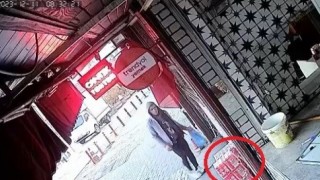 İçecek hırsızı kamerada...