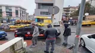 İkiz ilanla 885 bin lira dolandırdılar