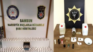 İnternetten bıçak satan şahsın evinde 88 bıçak ve kılıç ele geçti