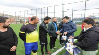 İpekyolu Belediyesinin birimler arası futbol turnuvasında final coşkusu yaşandı