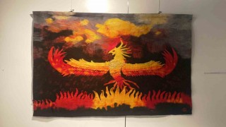 Islak keçe sanatı ile masalları tabloya dönüştürüyor