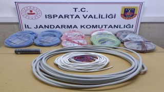 Ispartada kablo hırsızlığı yapan 5 şüpheli yakalandı