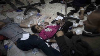 İsrail ordusu, Han Yunus ve Nuseyrat Mülteci Kampını vurdu: 50 ölü