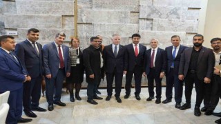 İstanbul Valisi Davut Gül Gaziantepli halıcıları yalnız bırakmadı