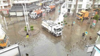 İzmir'de deniz taşkınlarına istinat duvarıyla önlem geliyor