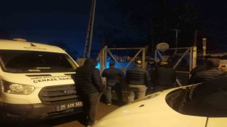 İzmirde oğlu tarafından bıçaklanan kadın hayatını kaybetti