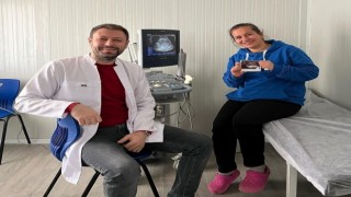 İzmit Belediyesi afet bölgesinde kurduğu poliklinikte hasta kabulüne başladı