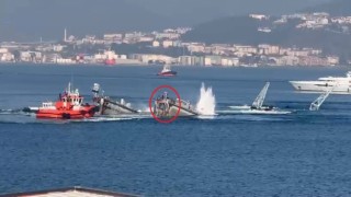 İzmit Körfezinin ortasında can pazarı: Batan yüzer havuzdan denize atladılar