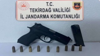 Jandarma uyuşturucu, silah ve elektronik sigara ele geçirdi