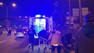 Kadıköyde 2 motosiklet çarpıştı: 1 yaralı