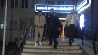 Kadın hırsızın sahte çocuk oyunu...