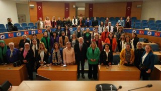 Kadın muhtarlar Düzceye hayran kaldı