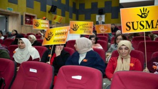 Kadına yönelik psikolojik şiddet Seyhanda masaya yatırıldı
