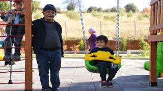 Kahramanmaraş Yenikente çocuk oyun alanı