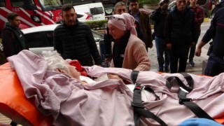Kahvaltı yaparken çıkan yangın, yaşlı kadının yakınlarını gözyaşına boğdu