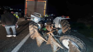 Kamyon traktöre arkadan çarptı: 1 yaralı