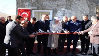 Karayazı Çıkılgan Mahallesi Cami dualarla açıldı