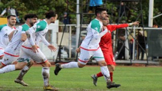 Karşıyakanın golcüsü deplasmanda atıyor