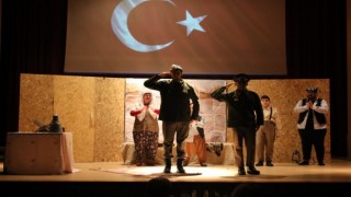 KBÜde Kurtuluş Anadolu adlı tiyatro gösterimi