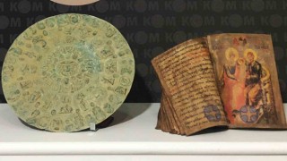 Kırıkkalede tarihi eser niteliği taşıyan İncil ve obje ele geçirildi