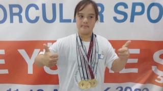 Köyceğizli Elif Türkiye Özel Sporcular yüzme şampiyonu oldu