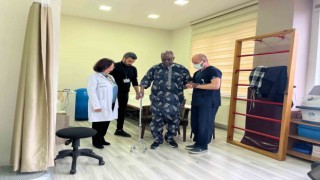 Kraliyet avukatı Eskişehirde aldığı tedaviyle yürümeye başladı