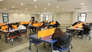 Küçükçekmece Belediye Kütüphanelerinden özel gereksinimli vatandaşlar için adrese teslim kitap uygulaması