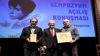 “Kum Tanecikleri Anlatıcısı: Tomris Uyar Sempozyumu” başladı