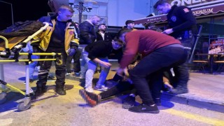 Kuşadasında sözlü şakalaşma kanla bitti: 1 yaralı