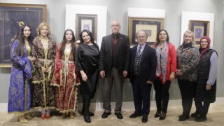Kütahyada Dumlupınarın Feyzi konulu hat, tezhip ve minyatür sergisi