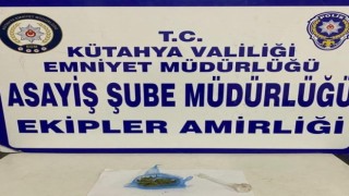 Kütahyada önleyici hırsızlık uygulamasında uyuşturucu madde ele geçirildi