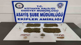 Kütahyada uyuşturucu operasyonlarında 4 şüpheli gözaltına alındı