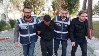 Kuyumcudan altın çalıp kaçan hırsız yakalandı