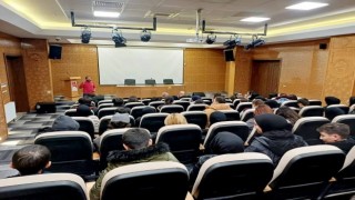 Lise öğrencilerine fotoğraf eğitimi verildi