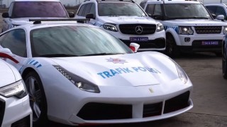 Lüks Araçlar, Emniyetin Emrine Verildi