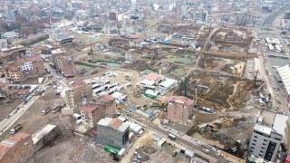 Malatya Çarşı Projesinde iş makineleri aralıksız çalışıyor
