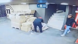 Maltepede müşteri gibi gelip yangın tüpünü çaldı