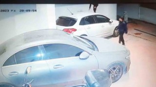 Maltepede otoparkta çocuk krizi: Araçlara üzerine çıktılar, dışkılarını sürdüler