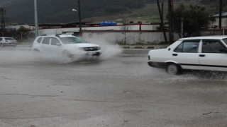 Manisa için gök gürültülü sağanak yağış uyarısı