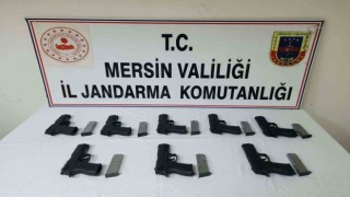 Mersinde kaçak 10 tabanca ele geçirildi