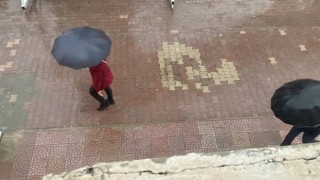 Mersinin batı ilçelerinde yağış etkili oluyor