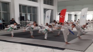 Minik kursiyerler kuşak atladı