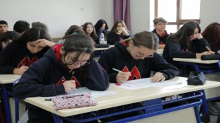 Muğlada 36 bin 334 öğrenci düzenlenen ortak sınavda ter döktü