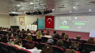 Muğlada bir kitap bir insan projesinin konuğu yazar Erdoğan oldu