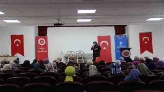 Muğlada “Değerleriyle Güçlü Ailem” konferansı düzenlendi