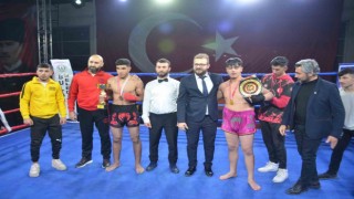 Muşta şehitler anısına Uluslararası Muay Thai Müsabakaları düzenlendi