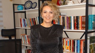 Narsisizm: Kişilik Bozukluğu mu, Bağımlılık mı?