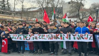 Öğrencilerden Filistine destek yürüyüşü